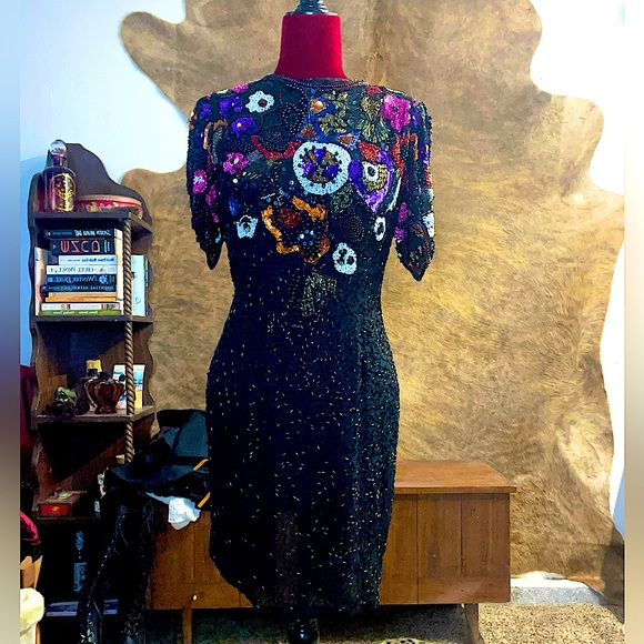 Gorgeous beautiful beaded dress from the 80s! - Picture 3 of 5